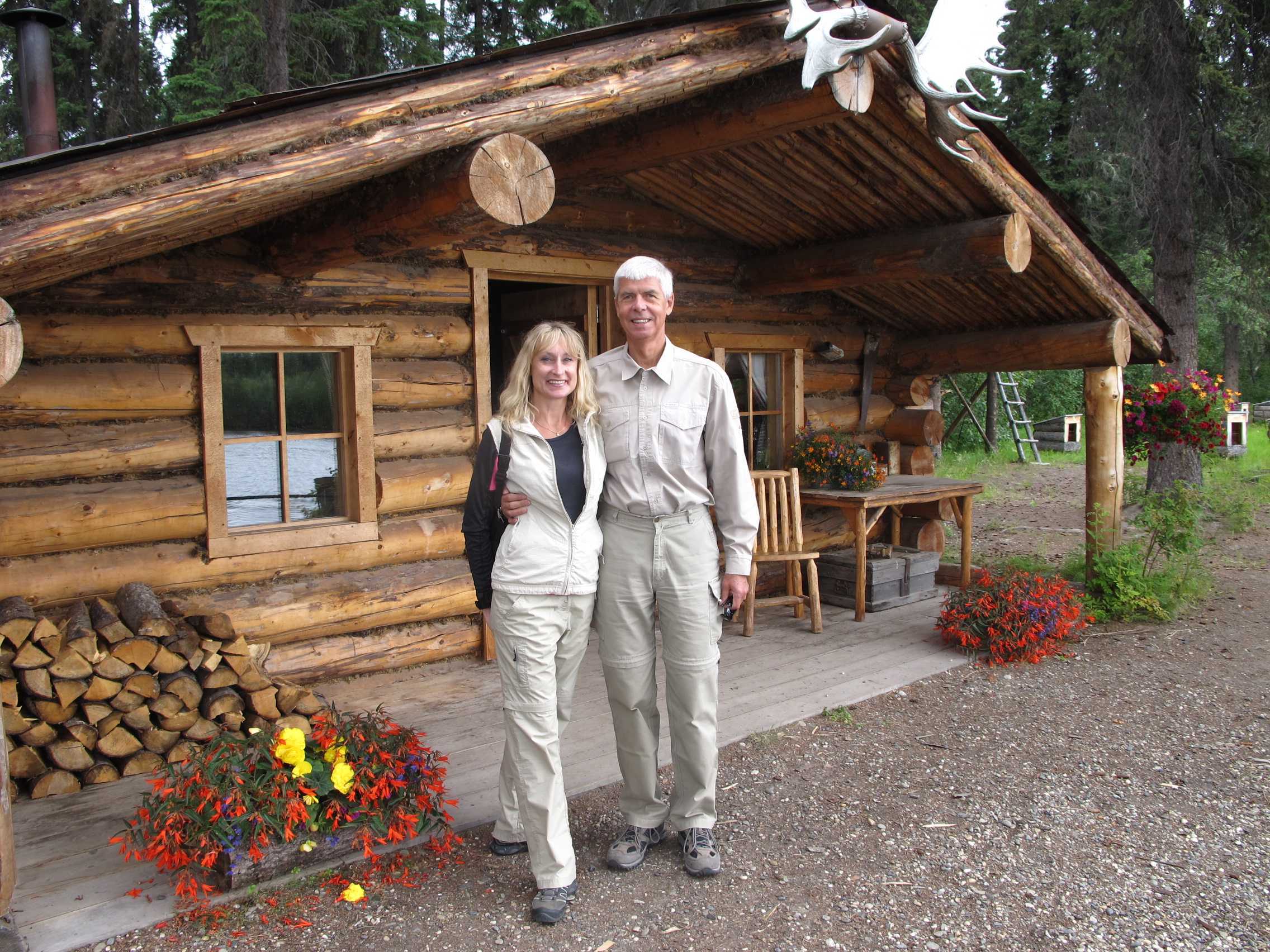 010 Fairbanks - River Boat Discovery - indiánská vesnice